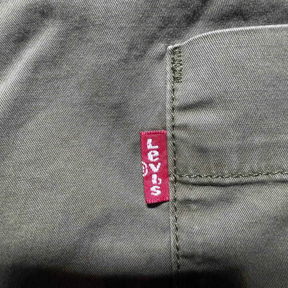 Levis Mens Cargo Shorts Olive Green Utility Casual Cotton 40 Waist